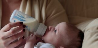 Jakie mleko jest najlepsze dla niemowląt