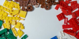 Kreatywna zabawa z klockami i puzzlami dla dzieci