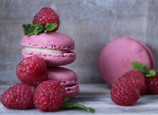 Ile mogą stać ciasto z bitą śmietaną?