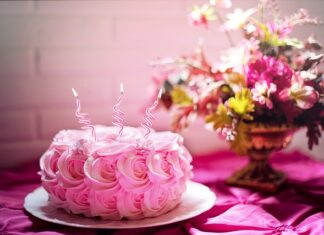 Jak przewieźć tort?