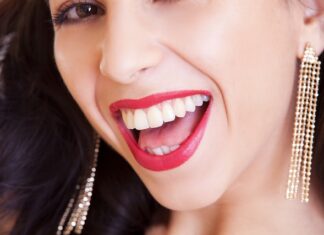 Jaki podkład pod piętro tortu?