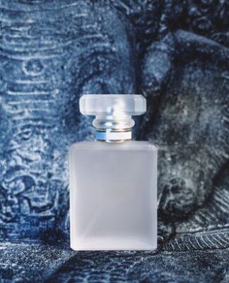 Perfumy inspirowane luksusowymi kompozycjami – co warto o nich wiedzieć przed zakupem? perfumy
